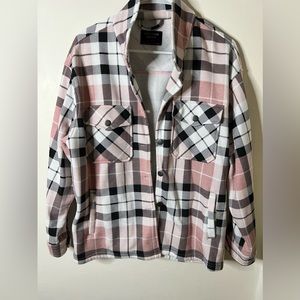 Women’s Pink Plaid Shacket. Size L